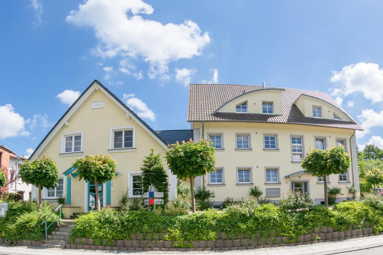 Ferienwohnungen Margaretha Sellin  Buitenkant foto